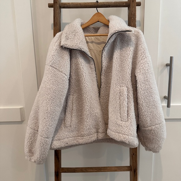 Lululemon Cinchable Fleece Zip Up - Picture 3 of 4